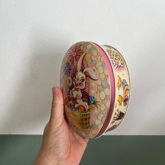 Baret Ware vintage Easter tin box - Picture 8 of 9